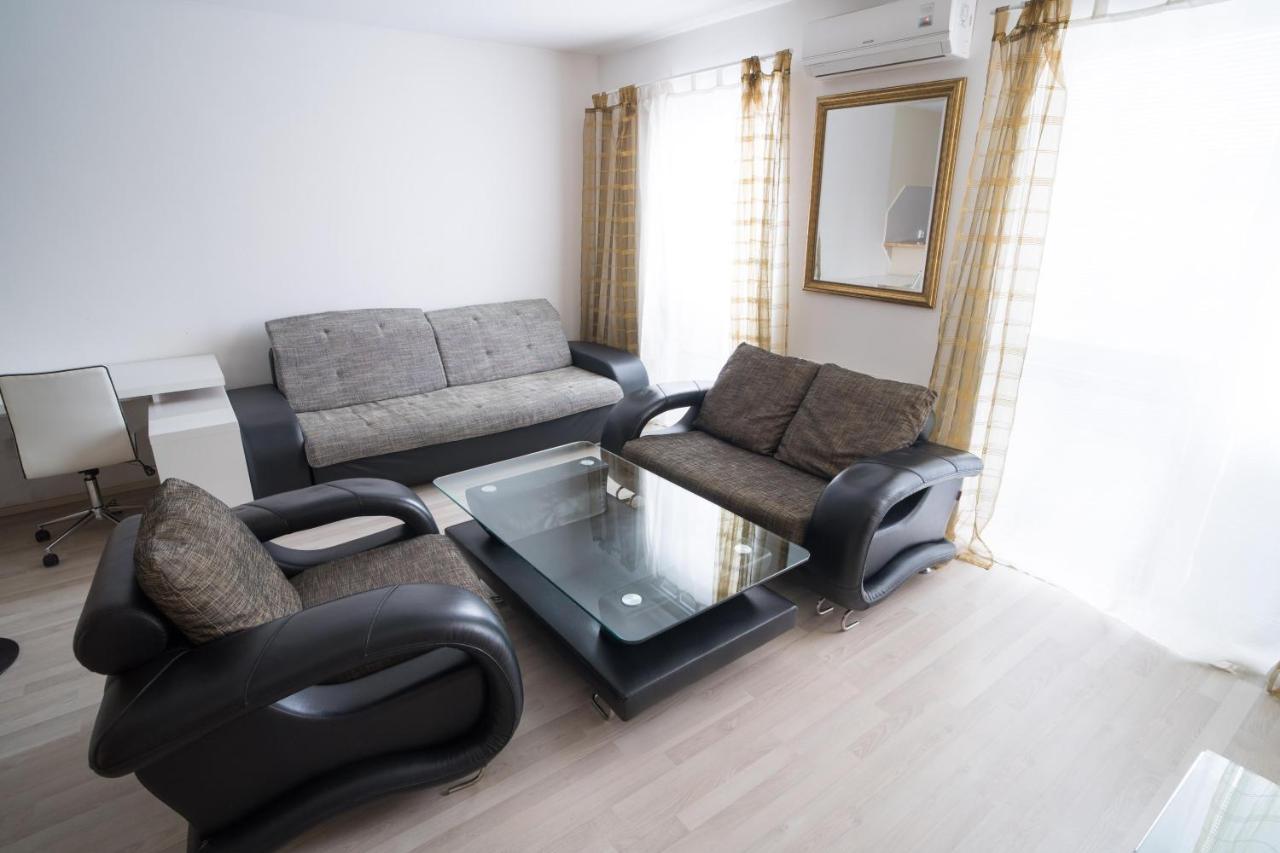 Apartment Vodni With Parking 布尔诺 外观 照片